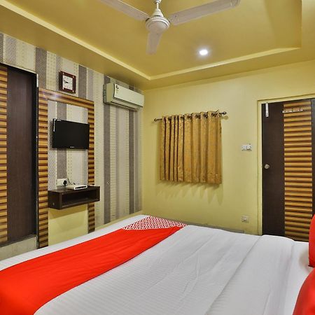 Spot On Hotel Shreeji Palace Ahmedabad Exterior foto